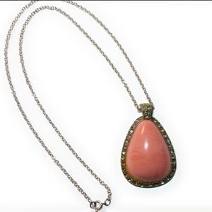 Avon 'Pale Fire' Vintage Pendant Necklace 1974